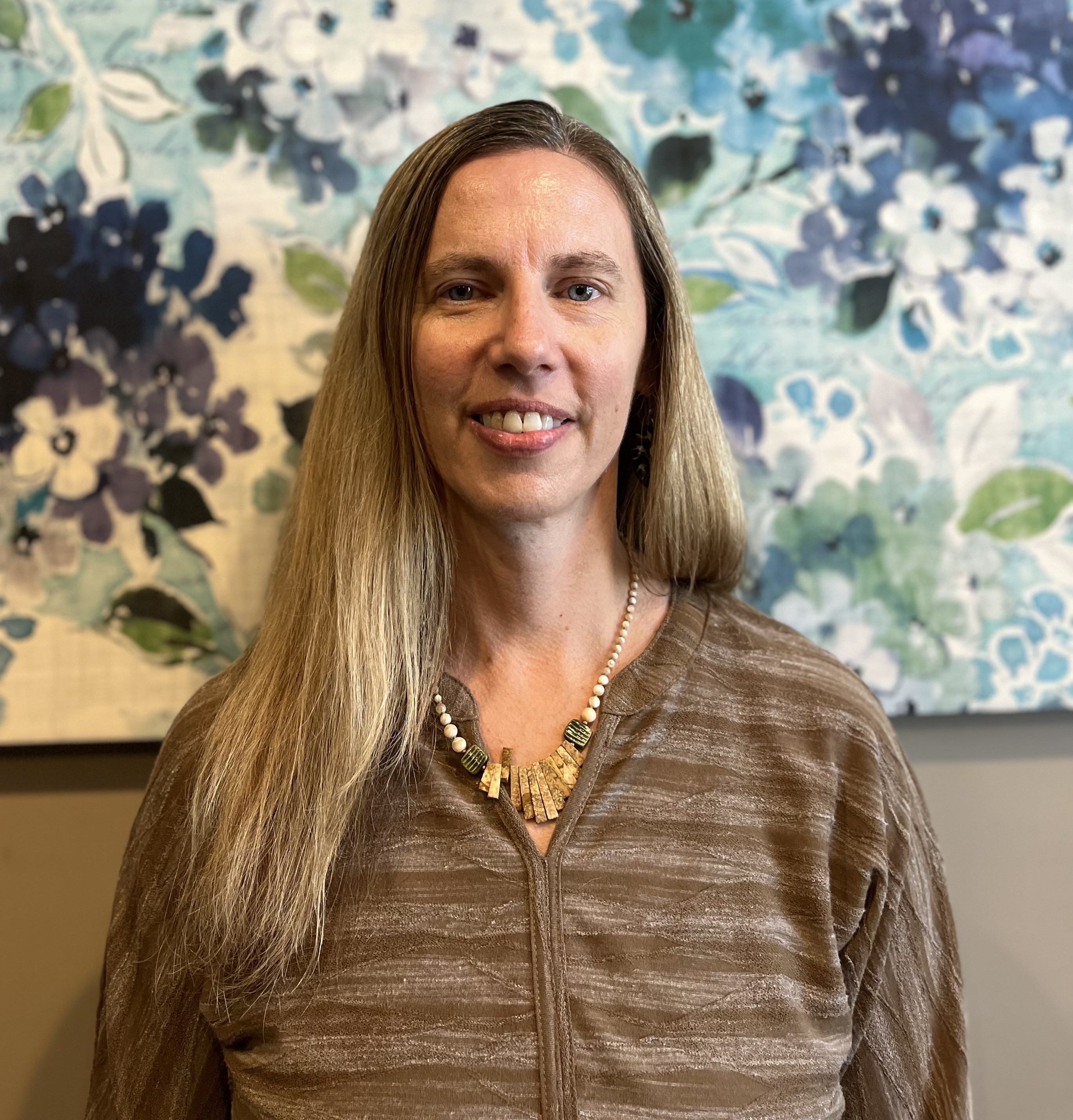 Dr. Laura Malcy